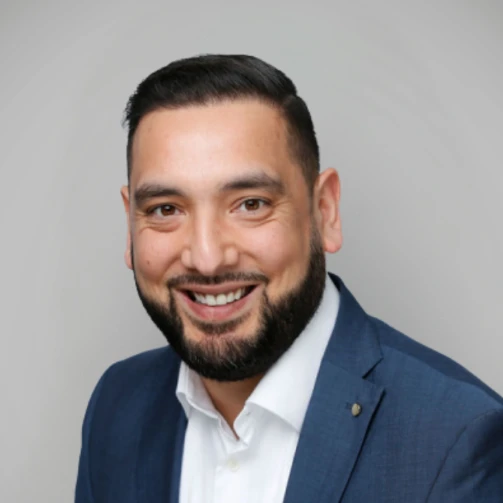 Haqib Iqbal headshot